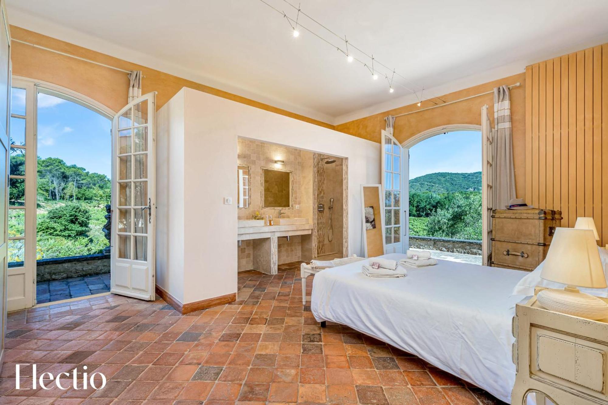 Bastide Domaine Tour Campanets Aparthotel Le Puy-Sainte-Reparade Exterior photo